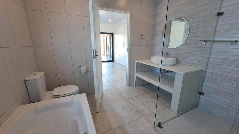 3 Bedroom Property for Sale in Stilbaai Wes Western Cape